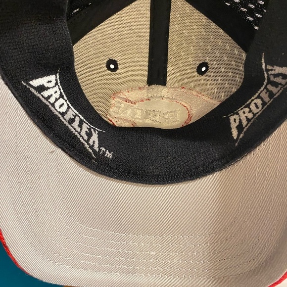 REDS by Outdoor Cap fitted Hat XS/S (CN) - Picture 12 of 13